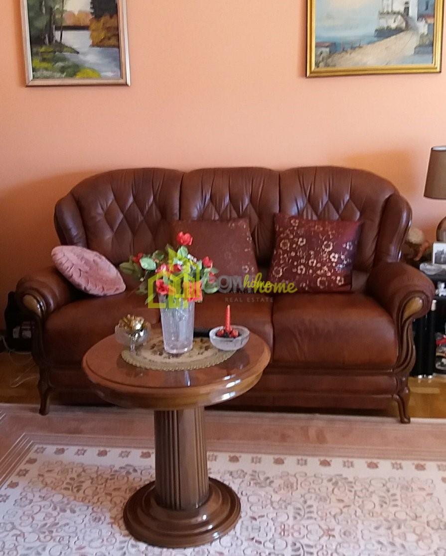 Jednosoban stan 47m2, Drač